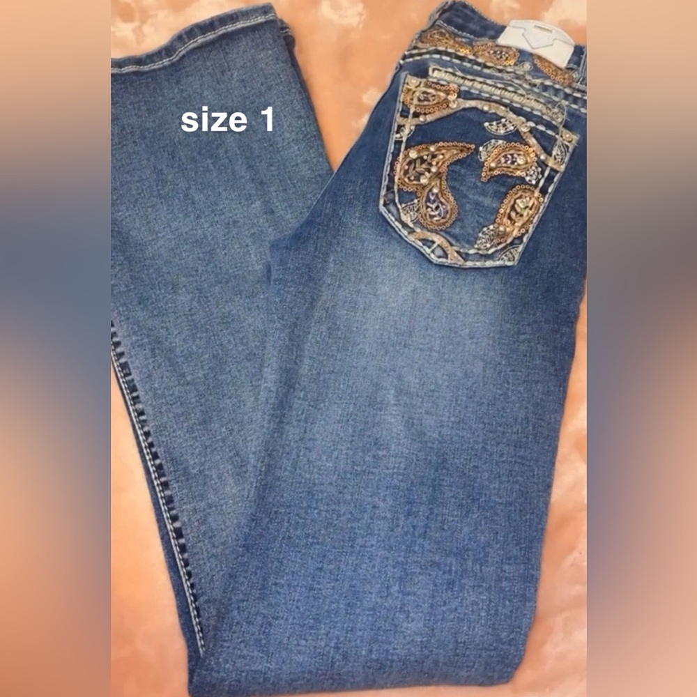 Woman’s bootcut jeans